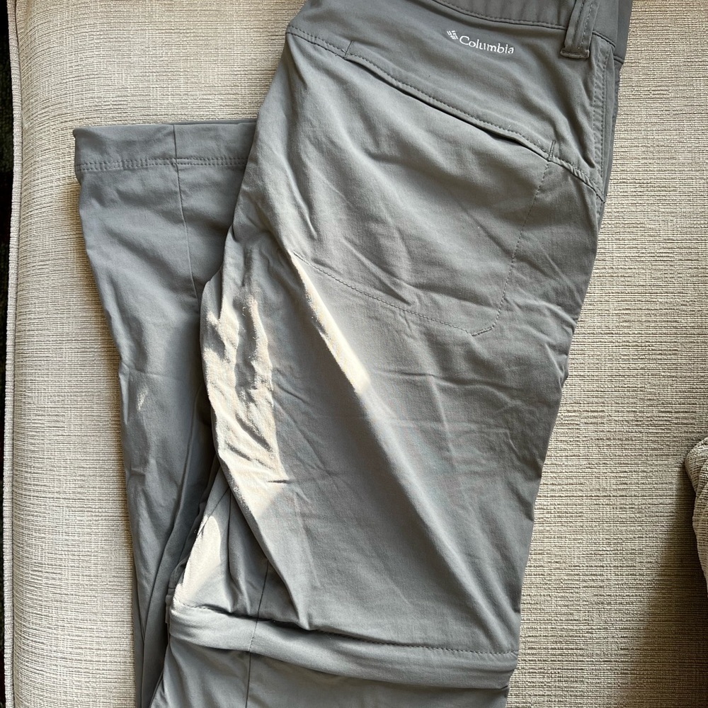 Columbia Gray Women’s Hiking Zip-Off Pants